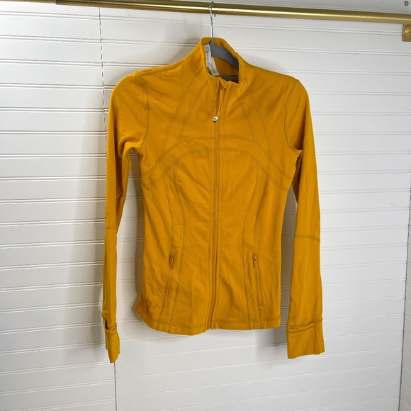 lululemon athletica Yellow Jacket - Picture 1 of 8